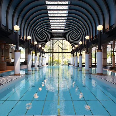 Victoria Jungfrau Grand & 5* אינטרלאקן