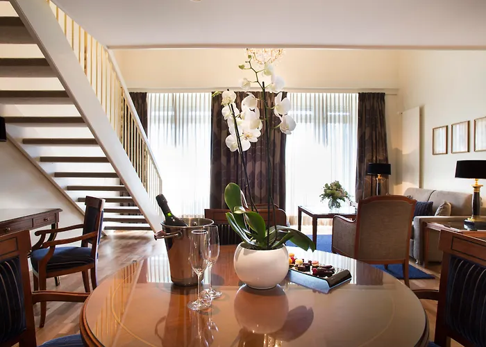 Victoria Jungfrau Grand & Отель Интерлакен