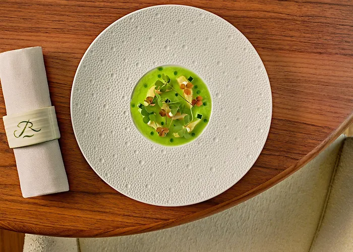 Victoria Jungfrau Grand & Отель 5*