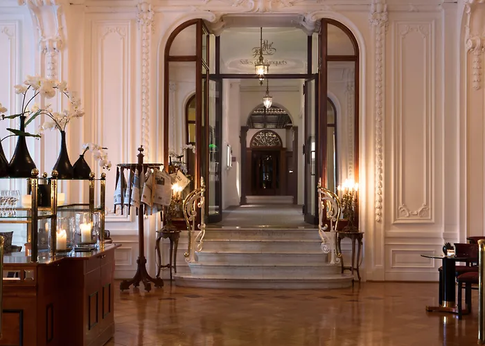 Victoria Jungfrau Grand &